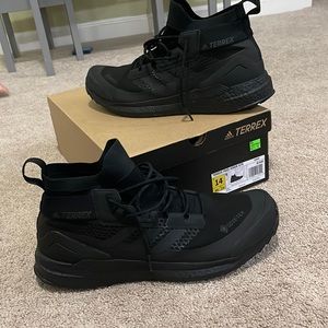 Addias Terrex Hiker GTX